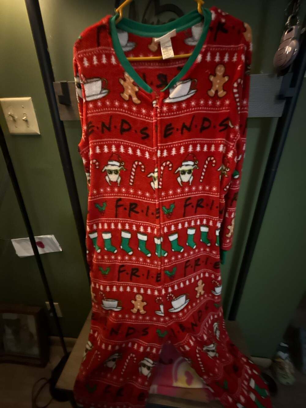 Friends Holiday Union Suit Size 2X Red Christmas Pajamas
